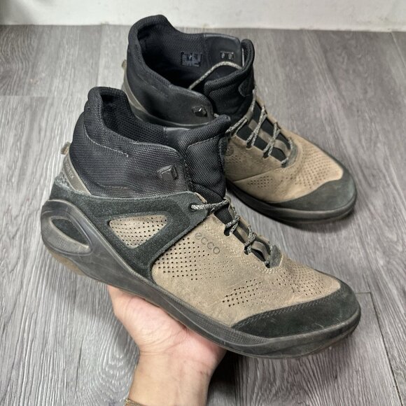 Ecco | Shoes | Ecco Mens Biom 2go Goretex Mid Boots Dark  display picture 1